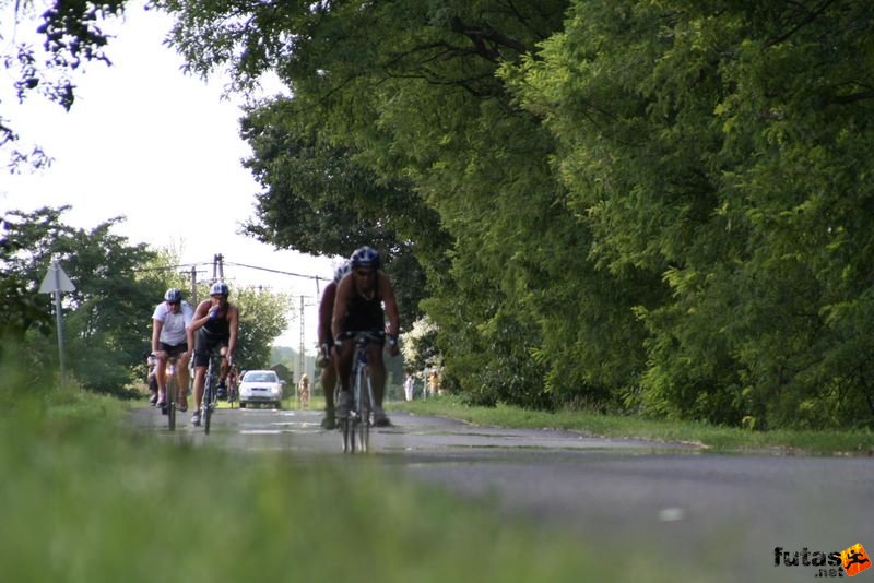 triatlon futás úszás kerékpározás