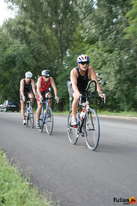 triatlon futás úszás kerékpározás