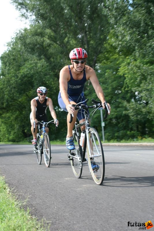 triatlon futás úszás kerékpározás