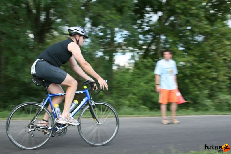 triatlon futás úszás kerékpározás
