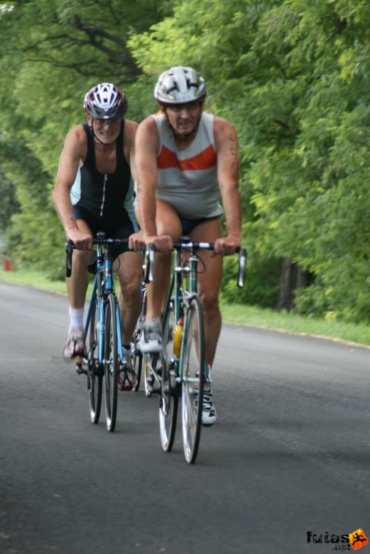 triatlon futás úszás kerékpározás