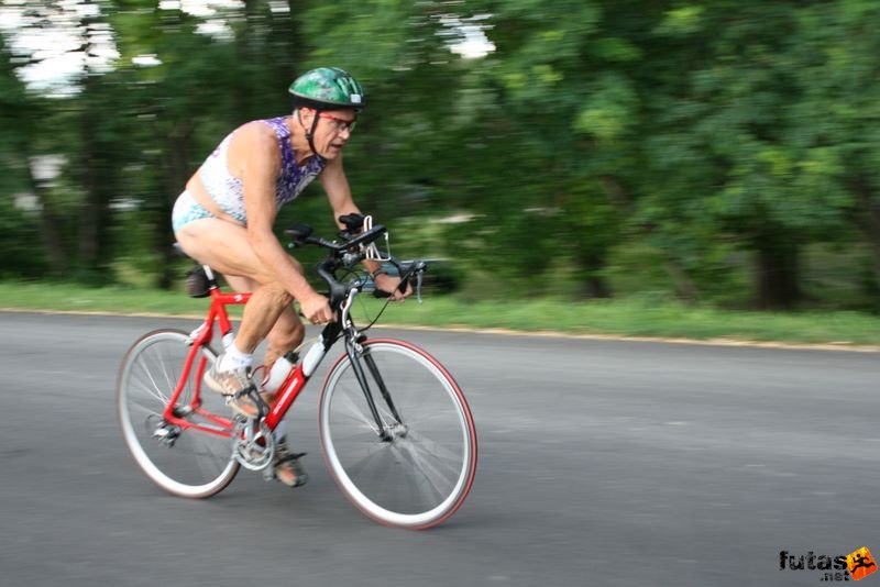 triatlon futás úszás kerékpározás
