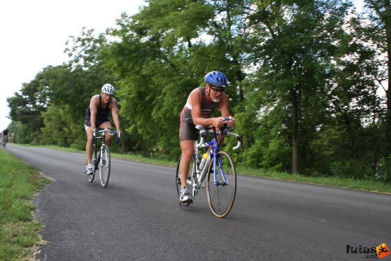 triatlon futás úszás kerékpározás