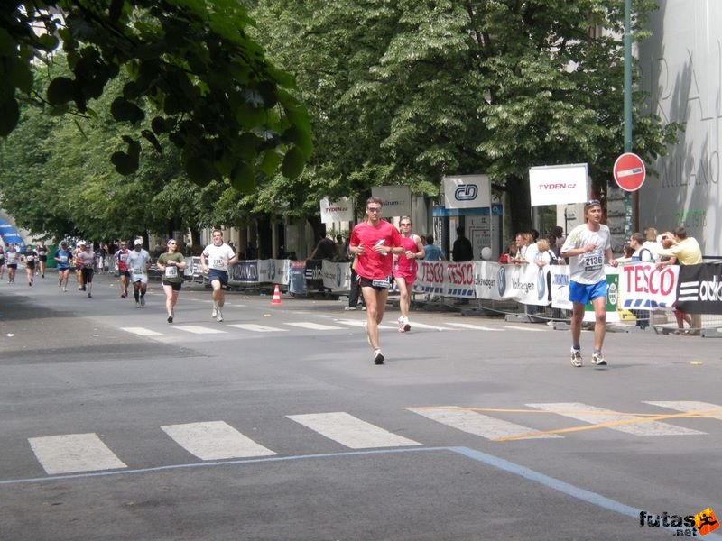 Prága Maraton futás praha_marathon_602.jpg Praga Marathon Pitzi