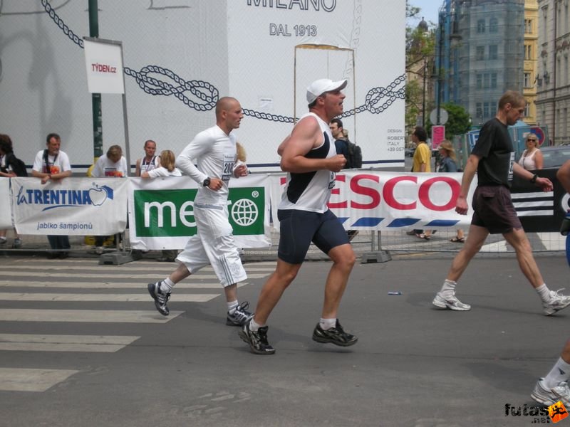 Prague Marathon Running praha_marathon_625.jpg Prague Marathon Vili