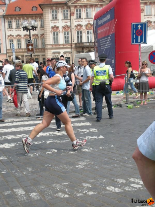 Prague Marathon Running praha_marathon_632.jpg Marathon runner Tandi