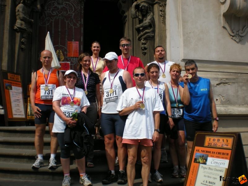 Prága Maraton futás praha_marathon_662.jpg Hungarian Marathon runners in Prague