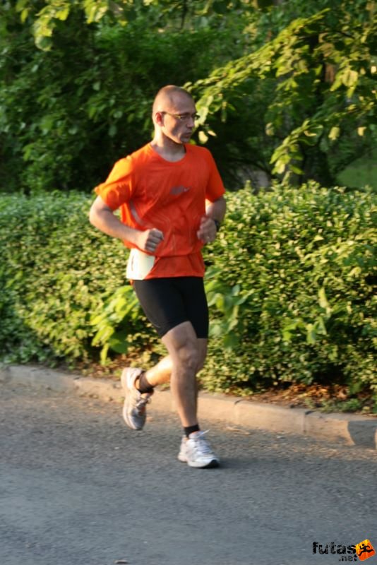 Sárvár futás este sarvar_running_8870.jpg sarvar_running_8870.jpg