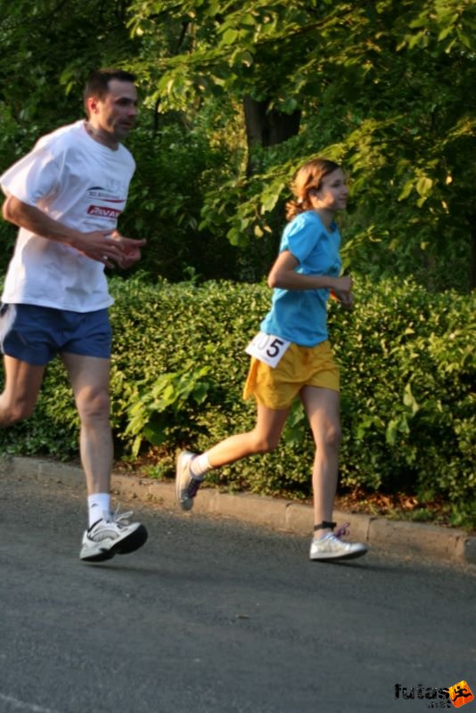 Sárvár futás este sarvar_running_8875.jpg sarvar_running_8875.jpg