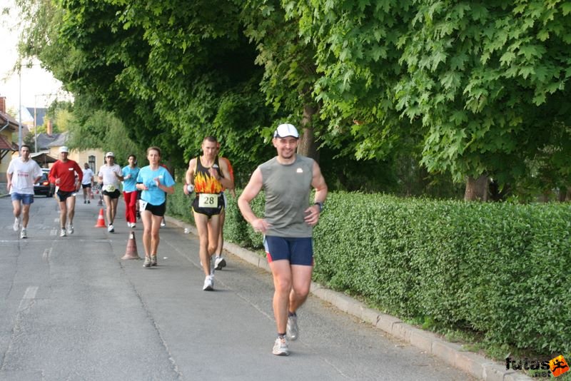 Sárvár futás este sarvar_running_8901.jpg sarvar_running_8901.jpg
