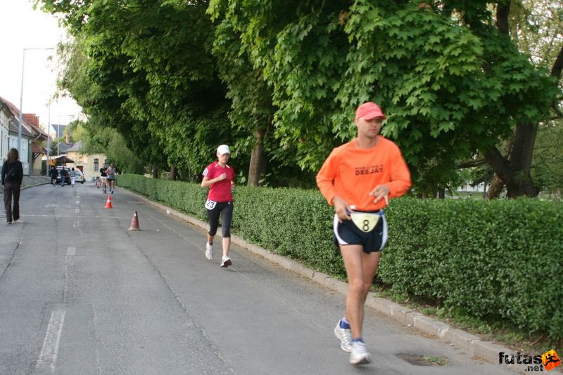 Sárvár futás este sarvar_running_8941.jpg sarvar_running_8941.jpg