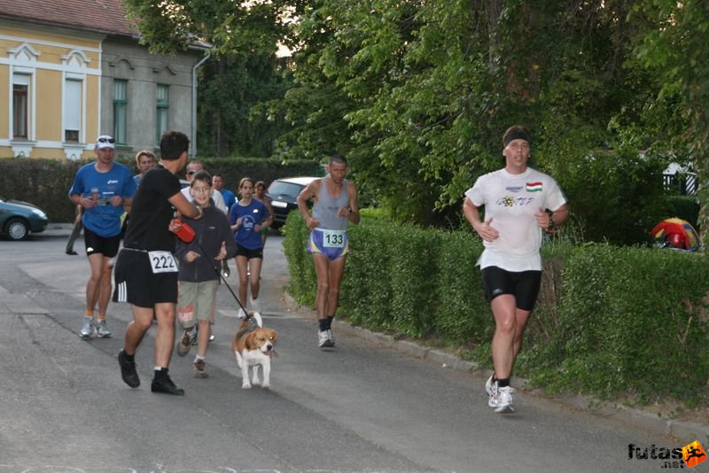 Sárvár futás este sarvar_running_8953.jpg sarvar_running_8953.jpg
