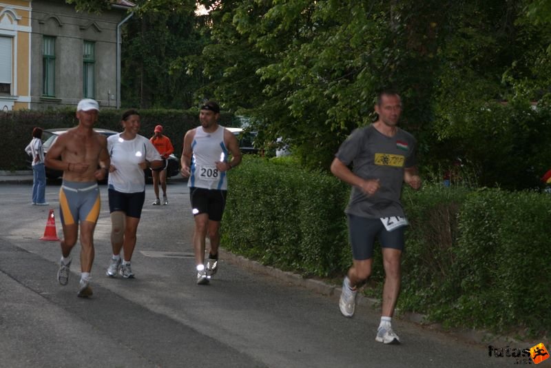 Sárvár futás este sarvar_running_8968.jpg sarvar_running_8968.jpg