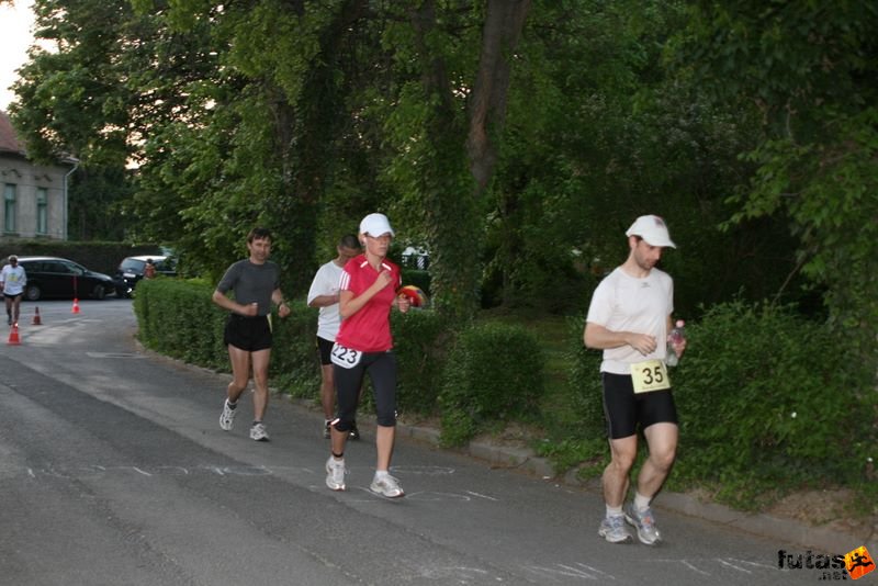 Sárvár futás este sarvar_running_8974.jpg sarvar_running_8974.jpg