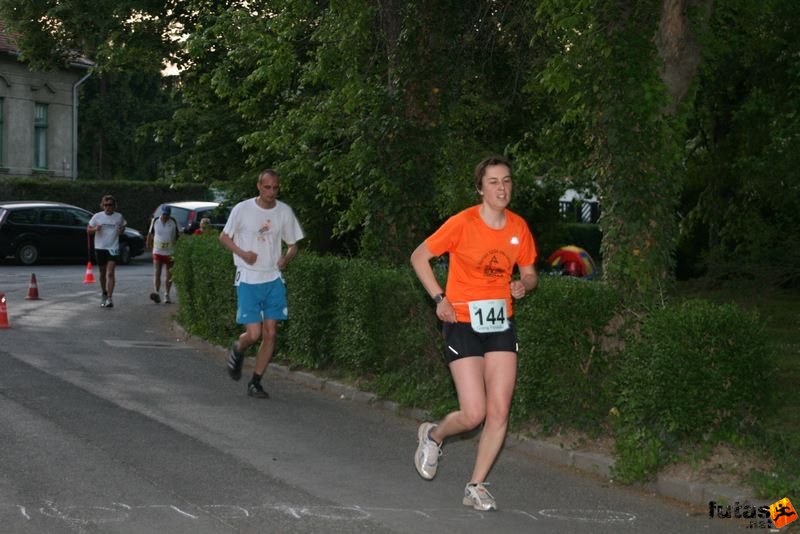 Sárvár futás este sarvar_running_8975.jpg sarvar_running_8975.jpg