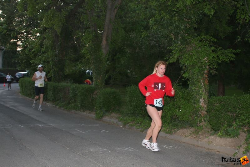 Sárvár futás este sarvar_running_8984.jpg sarvar_running_8984.jpg