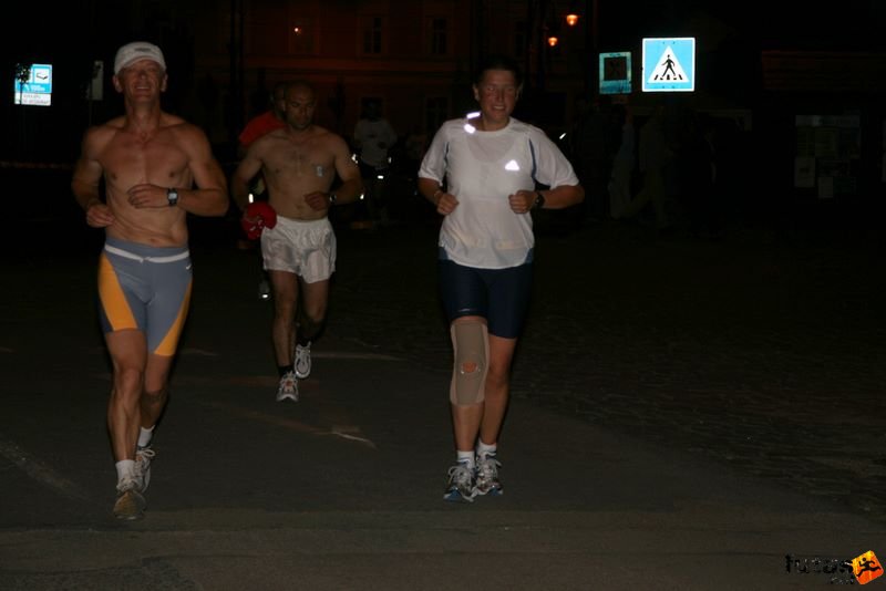 Sárvár futás este sarvar_running_9008.jpg sarvar_running_9008.jpg