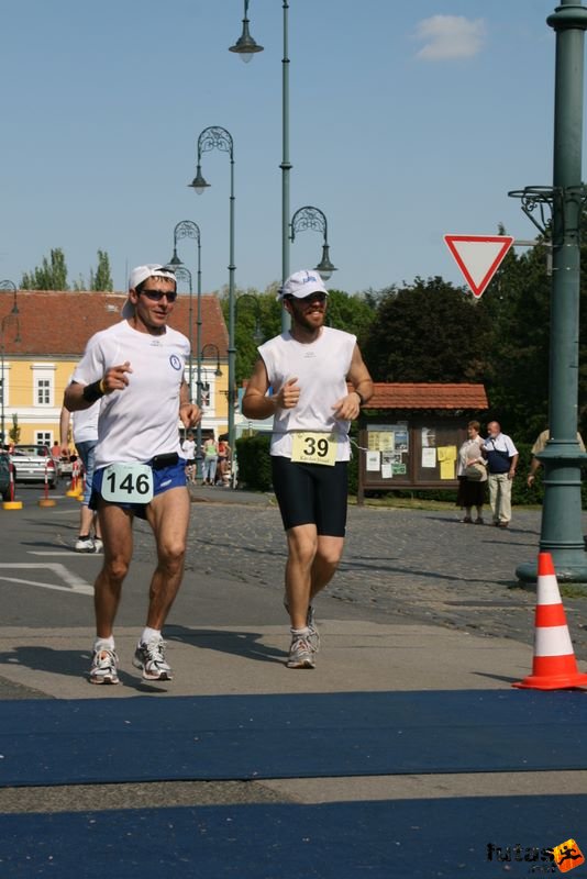 Sárvár futás running sarvar_runners_8653.jpg sarvar_runners_8653.jpg