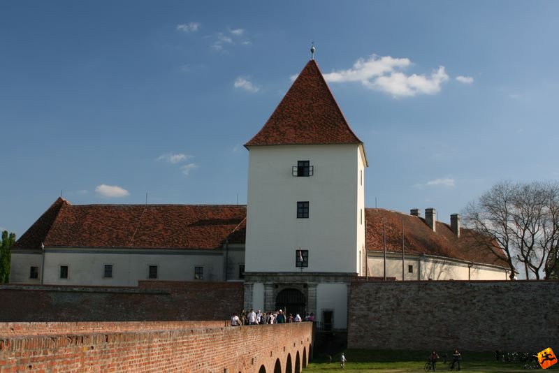 Sárvár futás running sarvar_runners_8762.jpg Sárvári vár