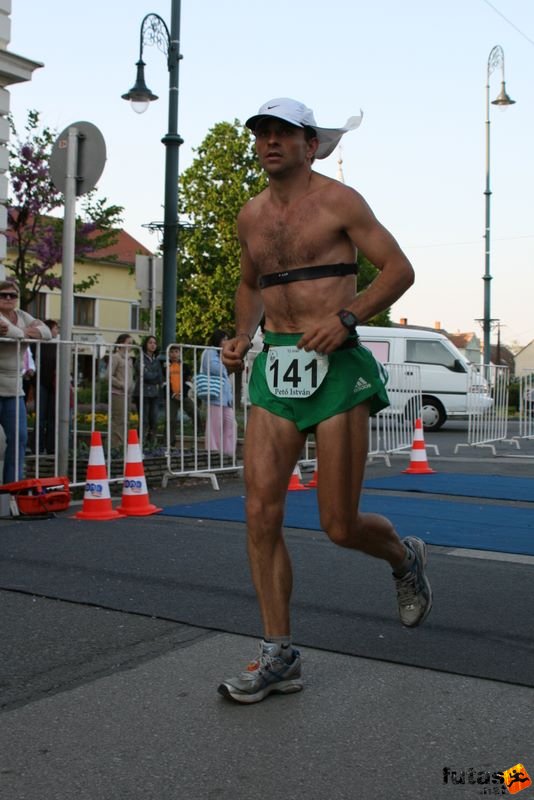 Sárvár futás running sarvar_running_8839.jpg Pető István a 12 órás ultrafutás győztese