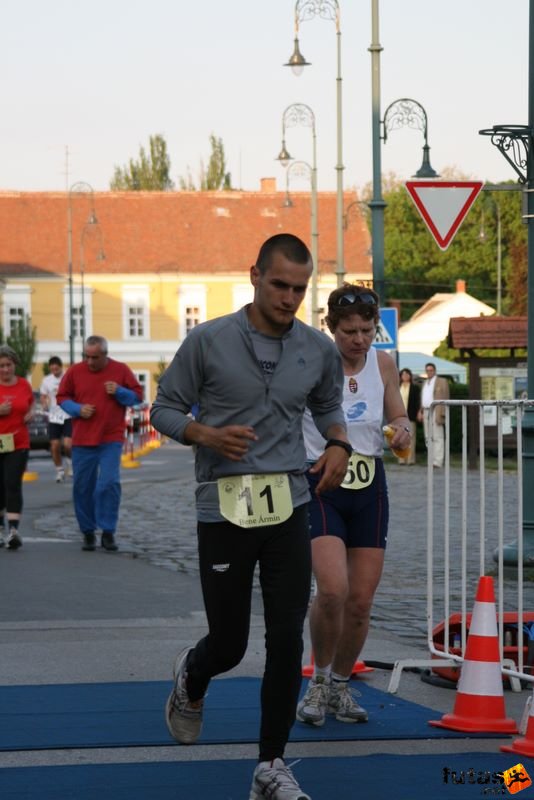 Sárvár futás running sarvar_running_8860.jpg Bene Ármin 24 órás ultrafutó