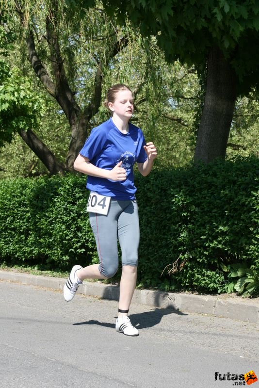 Sárvár futás és ultra futás sarvar_runners_8472.jpg Picike pocakon pöckölt pockok