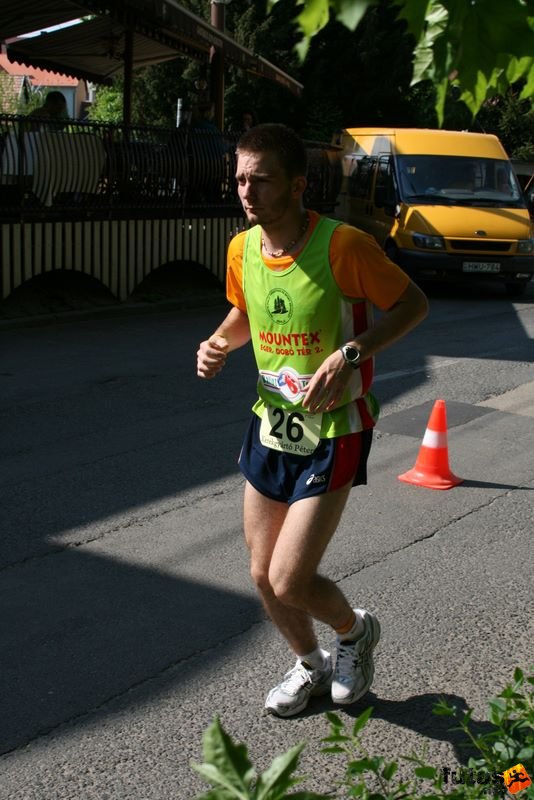 Sárvár futás és ultra futás sarvar_runners_8645.jpg Peti 24 órás futó