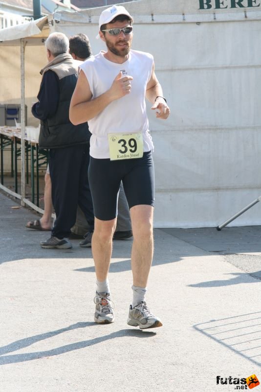 Sárvár 24 órás futók ultrafutás ultra_runners_9107.jpg Kardos József