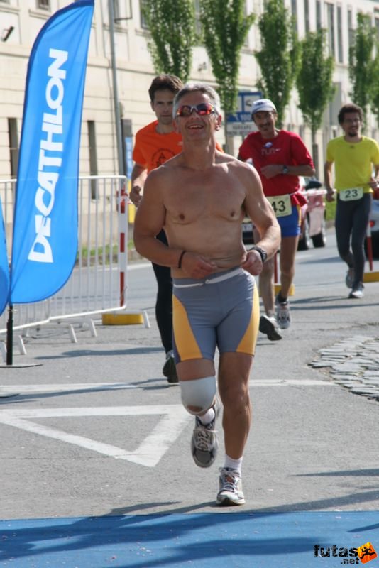 Sárvár 24 órás futók ultrafutás ultra_runners_9113.jpg Pecsenye végig vidáman