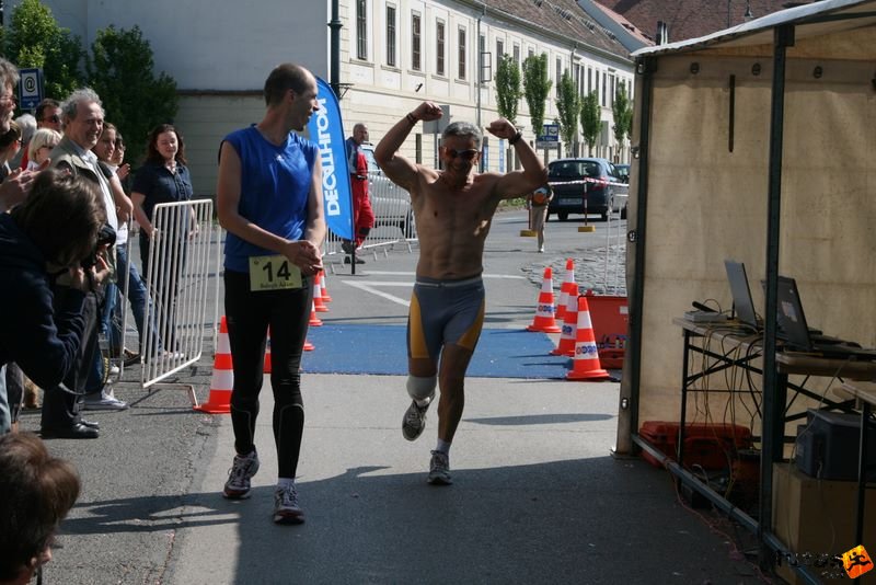 Sárvár 24 órás futók ultrafutás ultra_runners_9200.jpg Sárvári befutó