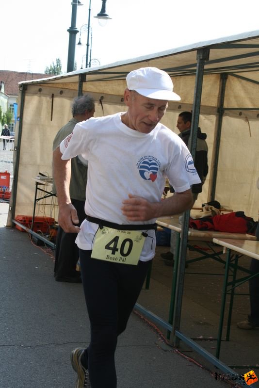Sárvár 24 órás futók ultrafutás ultra_runners_9201.jpg Bozó Pál