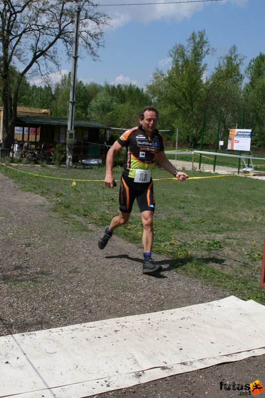 Terep Duatlon Aquincum-Mocsáros Terep Fesztivál terep_duatlon_014.jpg Hosszú távú duatlon befutó