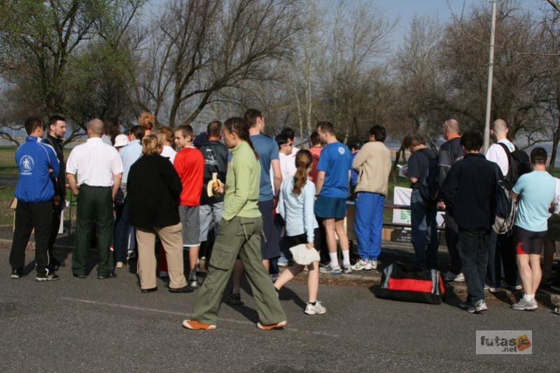 Tóparti Futóparti futáshoz készülve Reggel toparti_futoparti_futas_5463.jpg toparti_futoparti_futas_5463.jpg