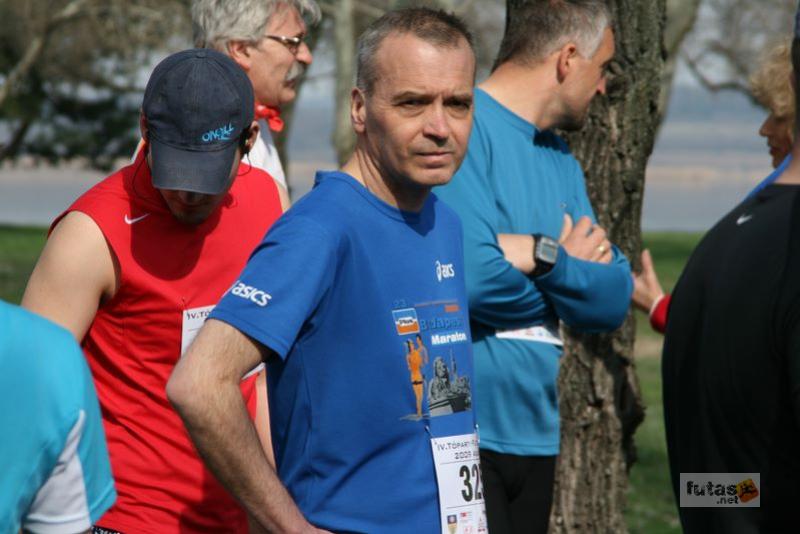 Tóparti Futóparti futáshoz készülve Reggel toparti_futoparti_futas_5617.jpg toparti_futoparti_futas_5617.jpg