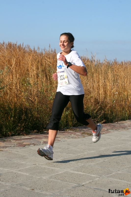 Balaton Maraton harmad maraton Siófok Földváry Zita Balaton Maraton 1/3 maraton Siófok, Földváry Zita