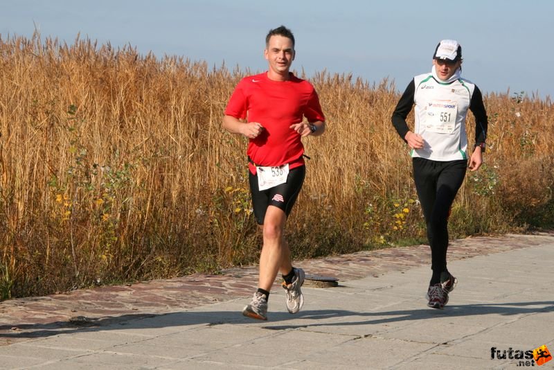 Balaton Maraton harmad maraton Siófok Szeszabi, Futóbolondok Se Balaton Maraton 1/3 maraton Siófok, Szeszabi, Futóbolondok Se