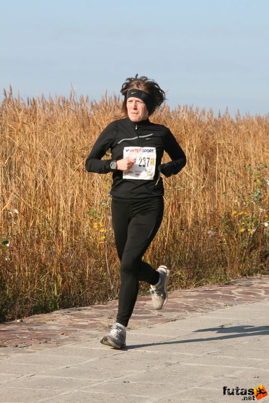 Balaton Maraton harmad maraton Siófok Halász Timea Balaton Maraton 1/3 marathon futás Siófok, Halász Timea