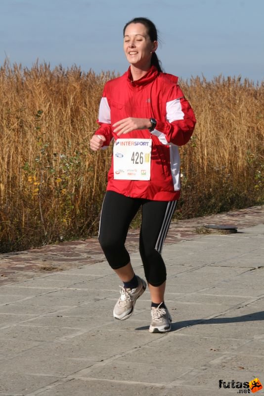 Balaton Maraton harmad maraton Siófok Huszár Szilvia, Pénzügyőr SE Balaton Maraton 1/3 marathon futás Siófok, Huszár Szilvia, Pénzügyőr SE