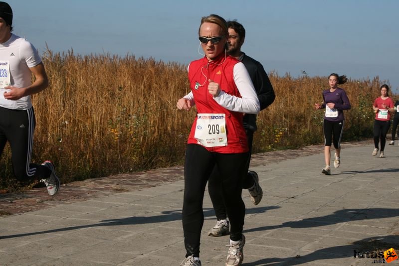 Balaton Maraton harmad maraton Siófok Bakai Tímea Balaton Maraton 1/3 marathon futás Siófok, Bakai Tímea