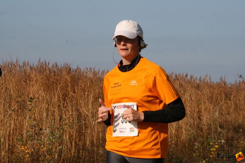 Balaton Maraton harmad maraton Siófok Ainariel Futóbolondok SE Balaton Maraton 1/3 marathon futás Siófok, Ainariel Futóbolondok SE