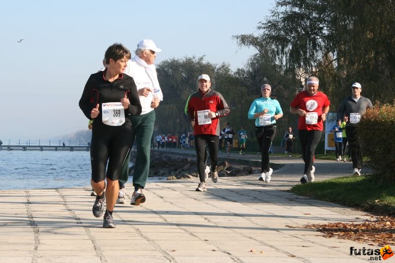 Balaton Maraton harmad maraton Siófok Becskereki Andrea, Budapest Balaton Maraton 1/3 marathon futás Siófok, Becskereki Andrea, Budapest