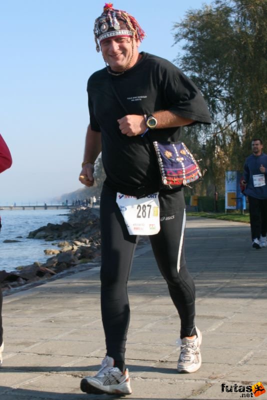 Balaton Maraton harmad maraton Siófok Tigyi László, Nudlik SE Balaton Maraton 1/3 marathon futás Siófok, Tigyi László, Nudlik SE