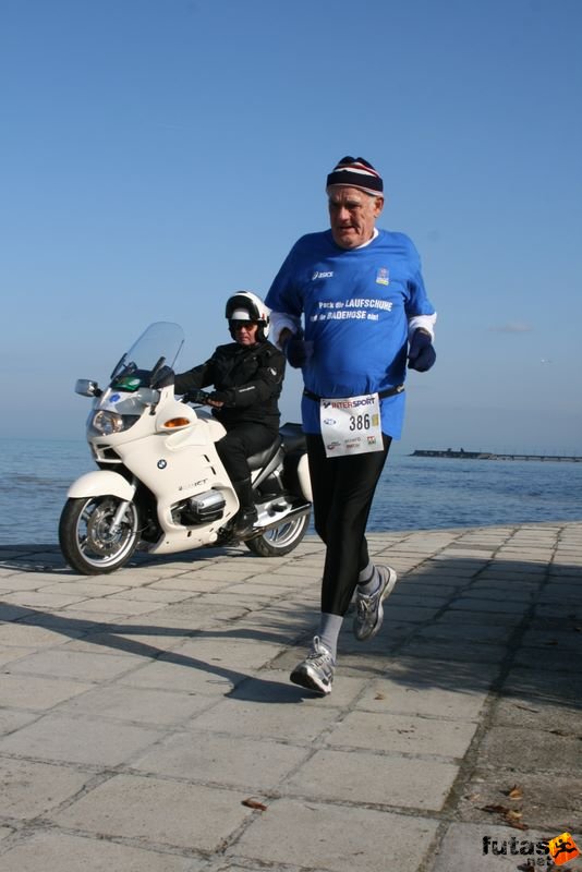 Balaton Maraton harmad maraton Siófok Kenyér Imre, Futapest Balaton Maraton 1/3 marathon futás Siófok, Kenyér Imre, Futapest