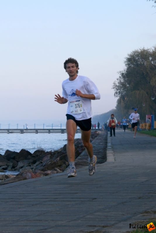 Balaton Maraton harmad maraton Siófok Földi Mihály Balaton Maraton 1/3 marathon futás Siófok, Földi Mihály