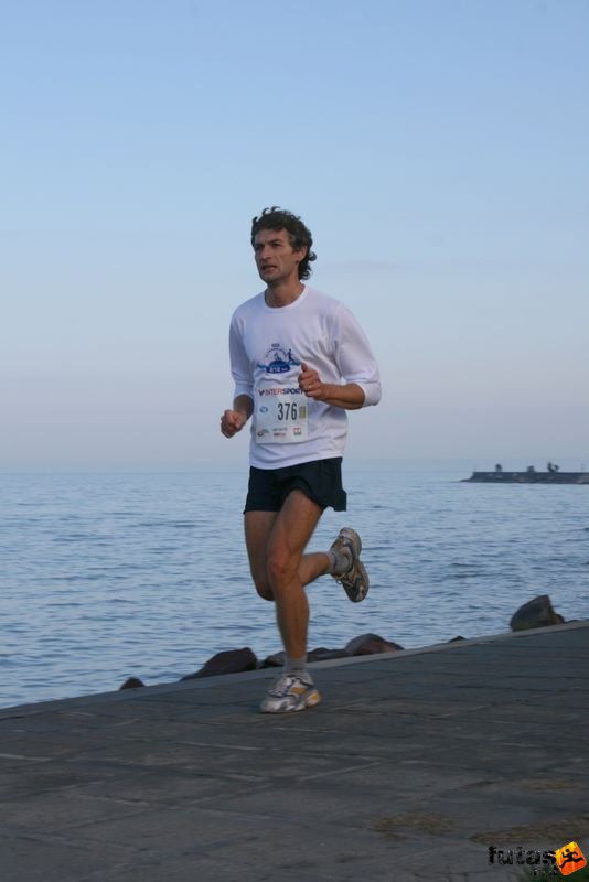 Balaton Maraton harmad maraton Siófok Földi Mihály, Pannónia SZDSE Balaton Maraton 1/3 marathon futás Siófok, Földi Mihály, Pannónia SZDSE