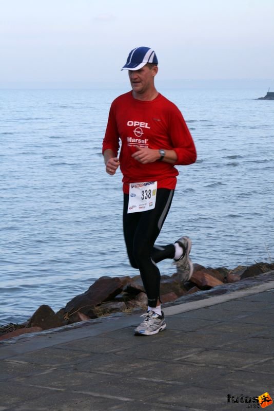 Balaton Maraton harmad maraton Siófok Esztergomi Futóművek Balaton Maraton 1/3 marathon futás Siófok, Esztergomi Futóművek