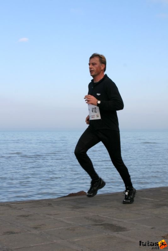 Balaton Maraton harmad maraton Siófok Gedei József Dr. Balaton Maraton 1/3 marathon futás Siófok, Gedei József Dr.