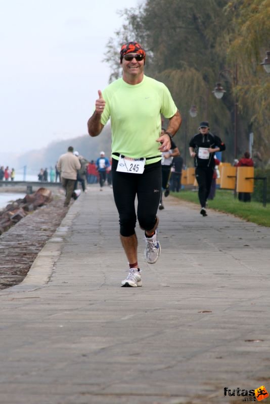 Balaton Maraton harmad maraton Siófok Iváncsics Zsolt Balaton Maraton 1/3 marathon futás Siófok, Iváncsics Zsolt