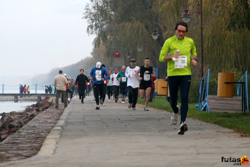 Balaton Maraton harmad maraton Siófok Menyhárt Zoltán Balaton Maraton 1/3 marathon futás Siófok, Menyhárt Zoltán