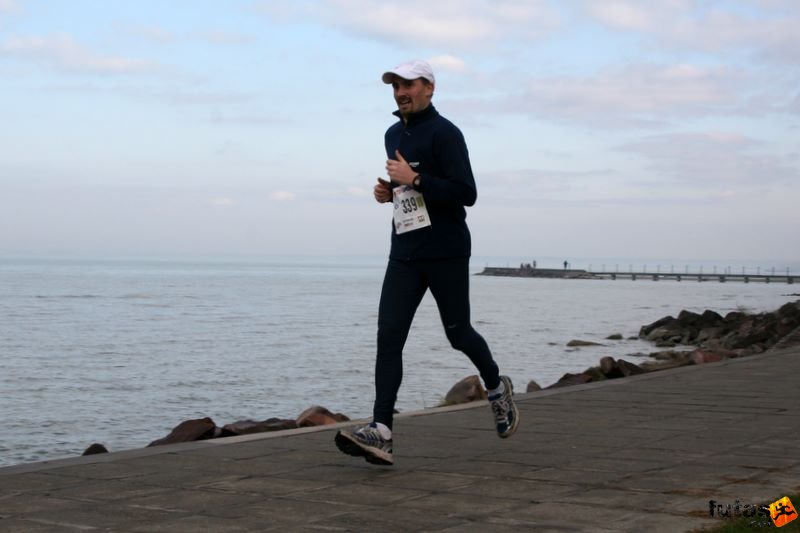 Balaton Maraton harmad maraton Siófok Farkas Krisztián Balaton Maraton 1/3 marathon futás Siófok, Farkas Krisztián